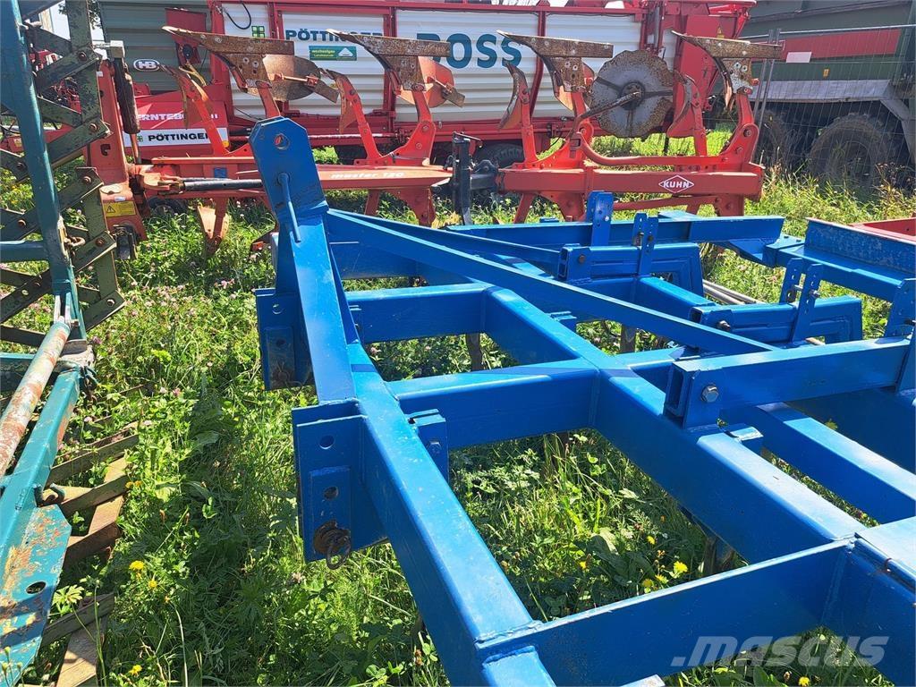 Gruber 270 Déchaumeur, cultivateur