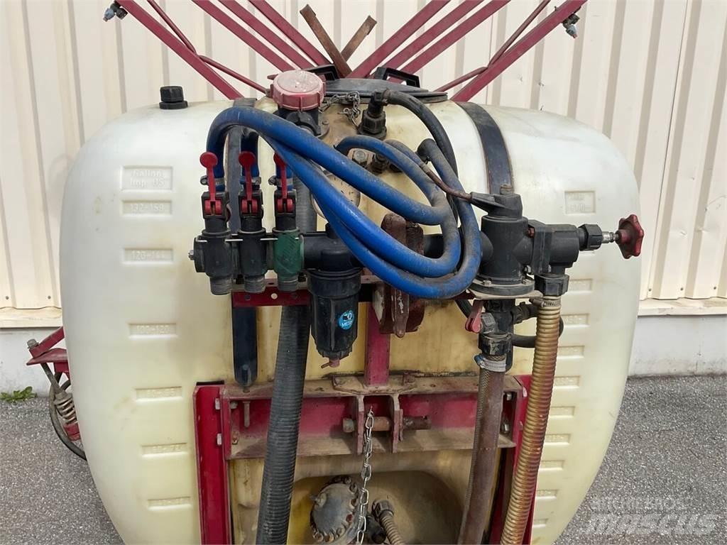 Hardi NK 600 Pulvérisateurs traînés
