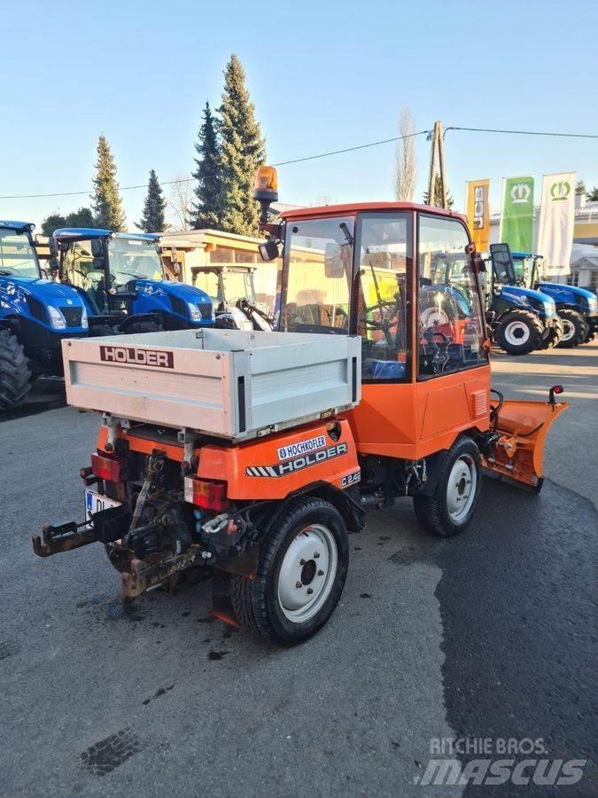 Holder C-Trac 2.42 Tracteur