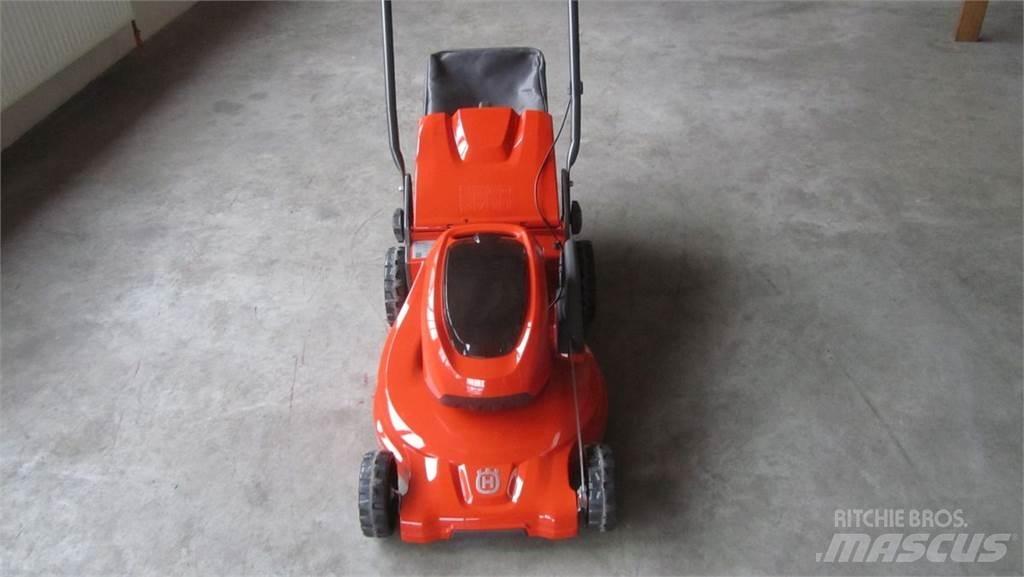 Husqvarna LC 347iVX Tondeuses montées