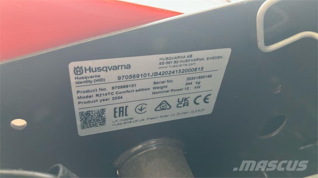 Husqvarna R 214TC Entretien du sol - Autres