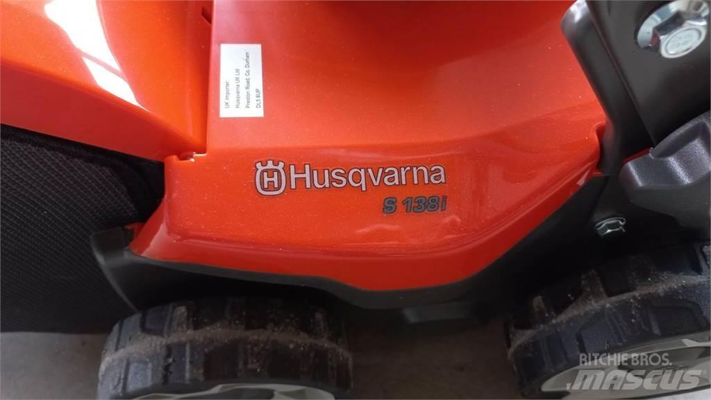 Husqvarna S138i Entretien du sol - Autres