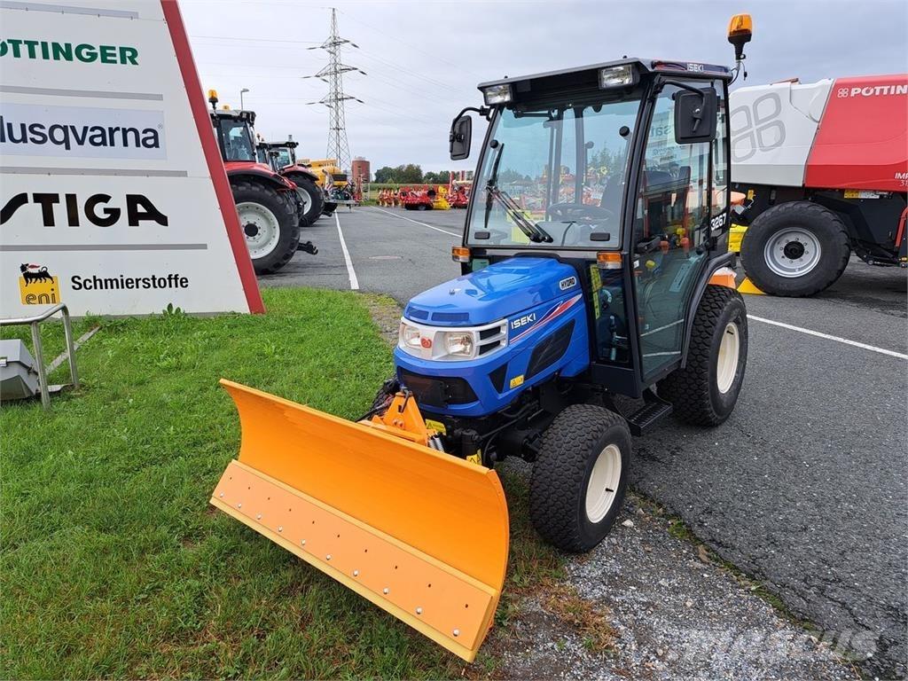 Iseki TM 3267 AHLK Camions et véhicules municipaux