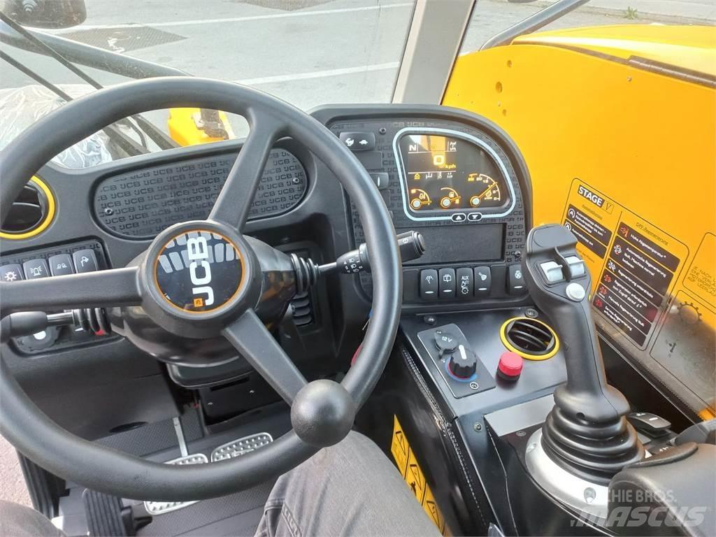 JCB AgriPlus 525-60 Chariot télescopique