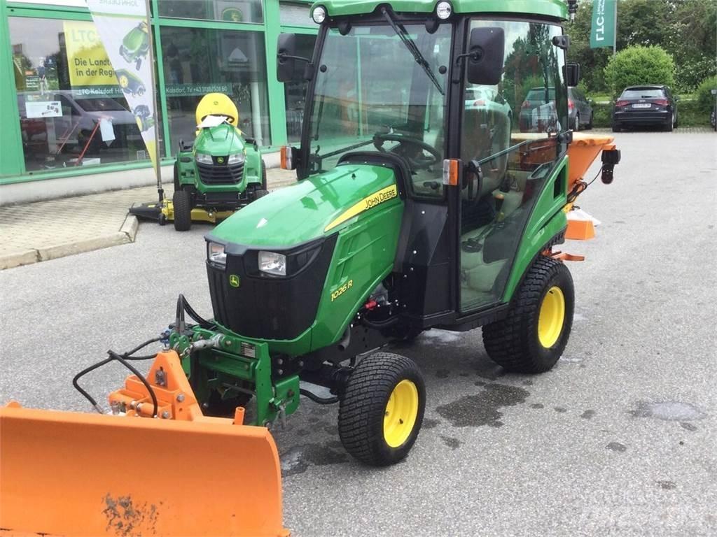 John Deere 1026R Tracteur