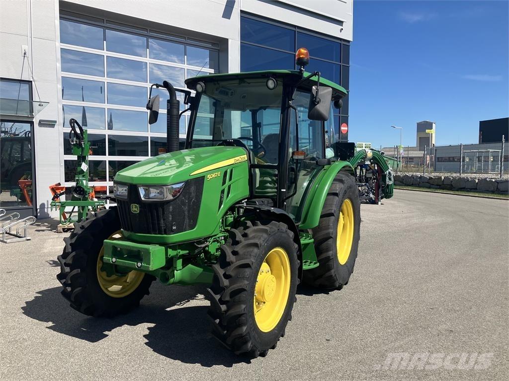 John Deere 5067E Tracteur