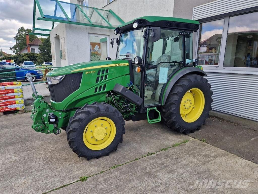 John Deere 5075 GF Tracteur