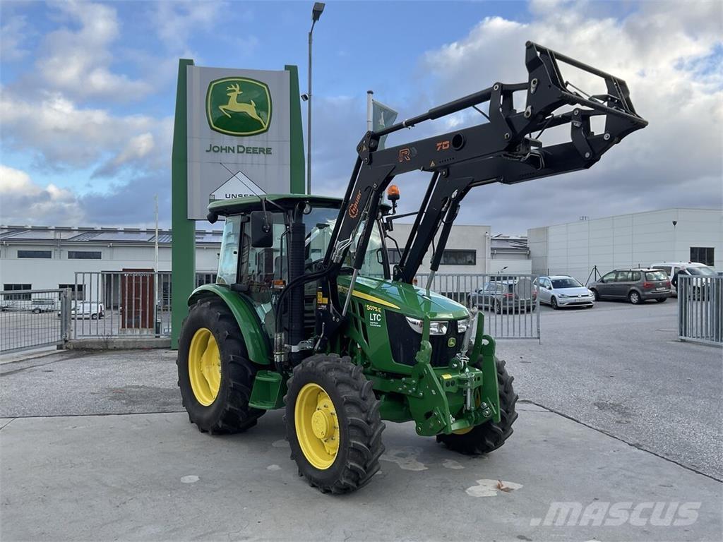 John Deere 5075E Tracteur