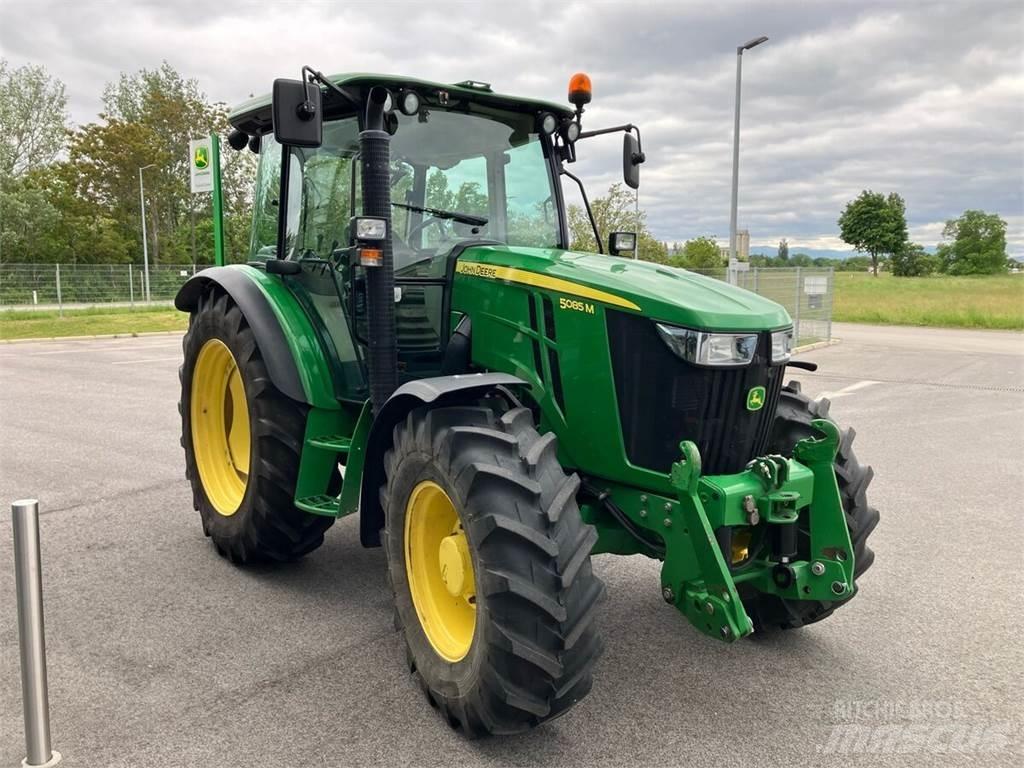 John Deere 5085M Tracteur