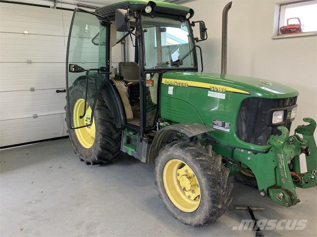 John Deere 5515F Tracteur