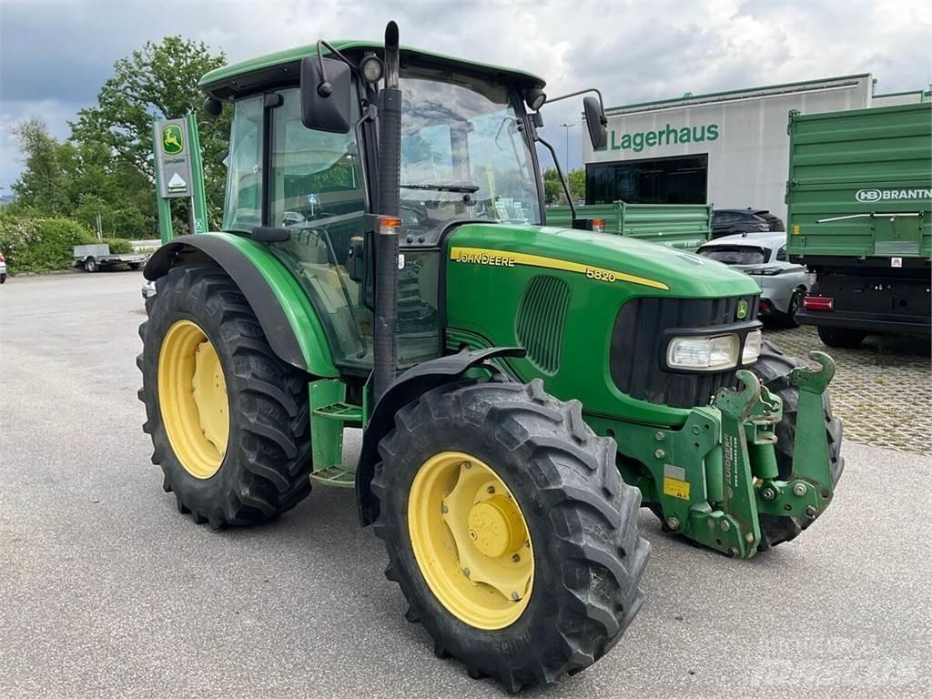 John Deere 5820 Tracteur