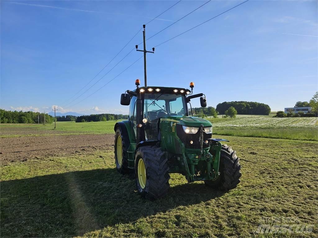 John Deere 6105R Tracteur