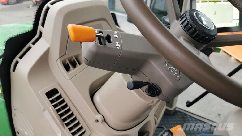 John Deere 6120M Tracteur