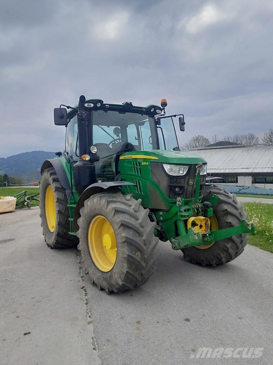 John Deere 6130R Tracteur