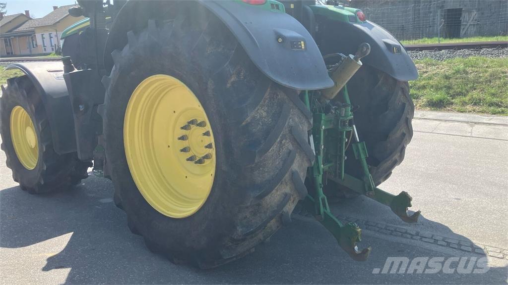 John Deere 6250R Tracteur