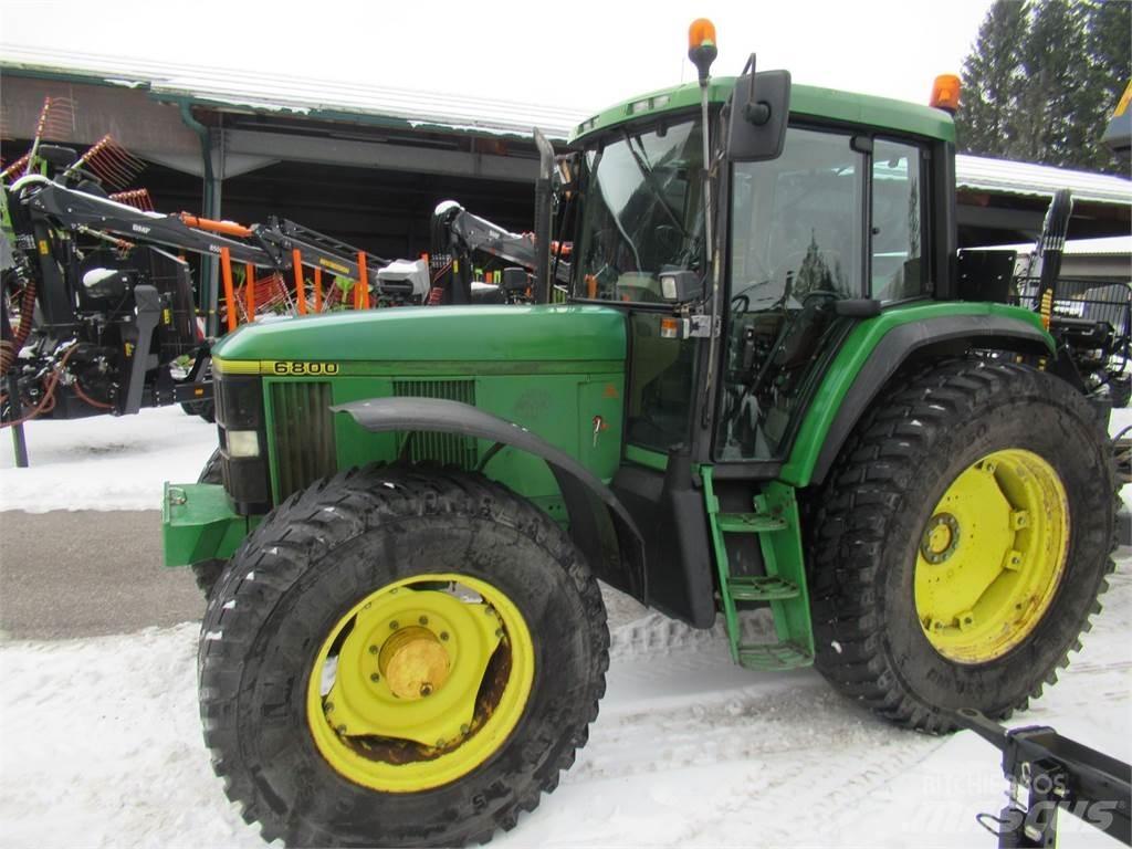 John Deere 6800 Tracteur
