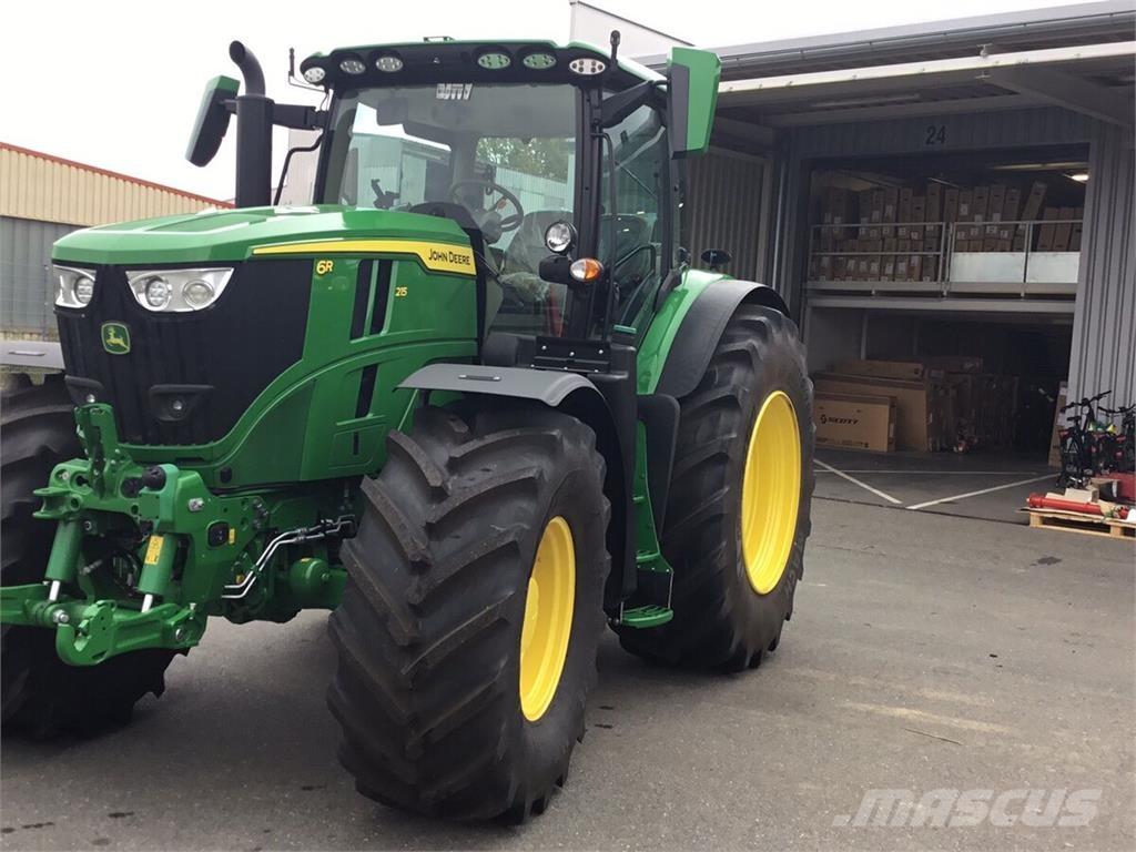 John Deere 6R215 Tracteur
