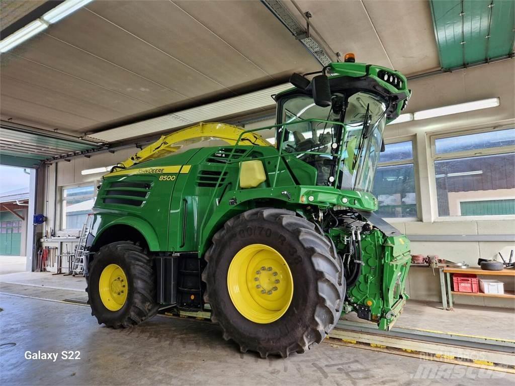 John Deere 8500 Ensileuse occasion