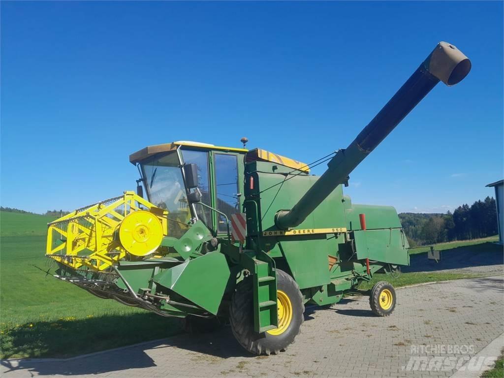 John Deere 950 Moissonneuse batteuse