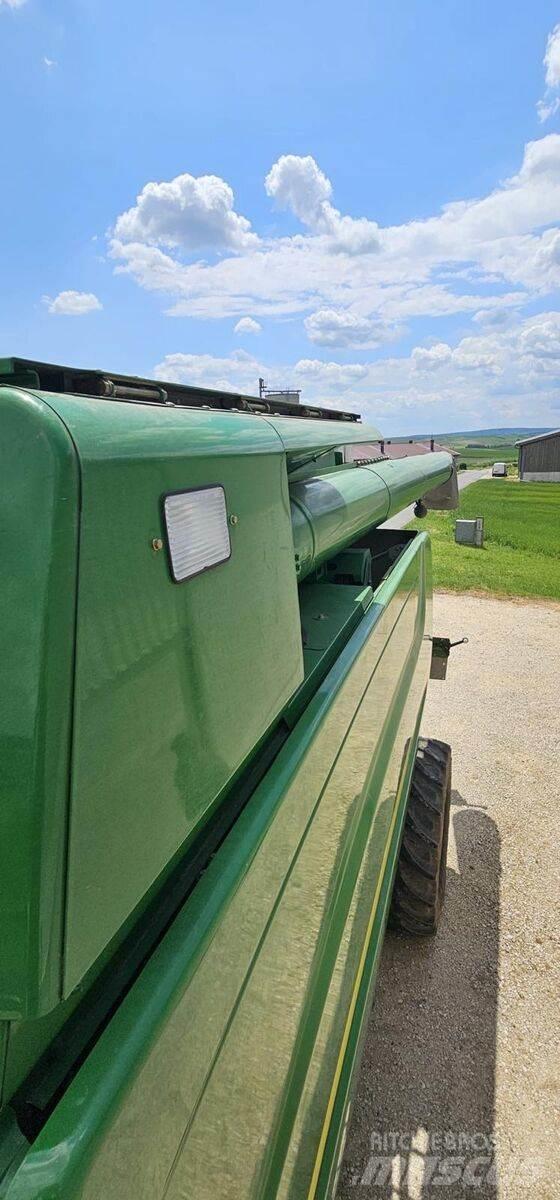 John Deere T550 Moissonneuse batteuse