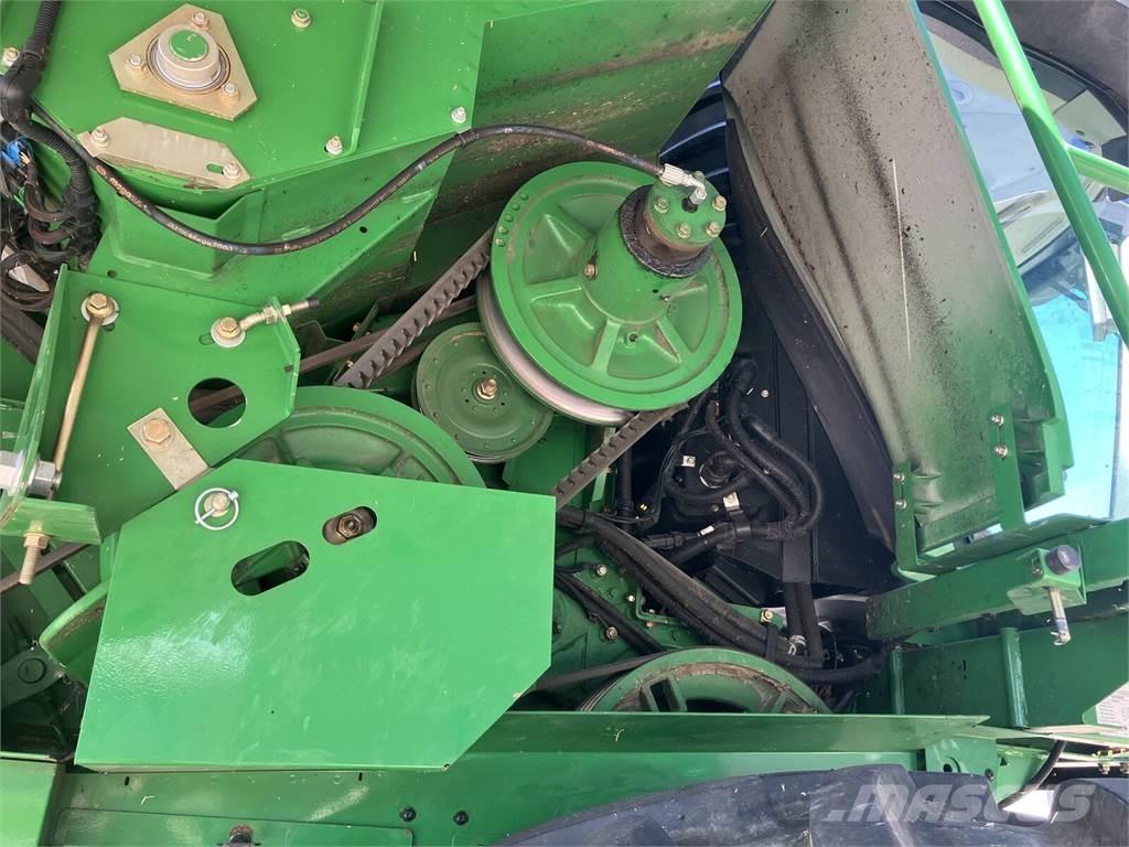 John Deere T550 HM Moissonneuse batteuse