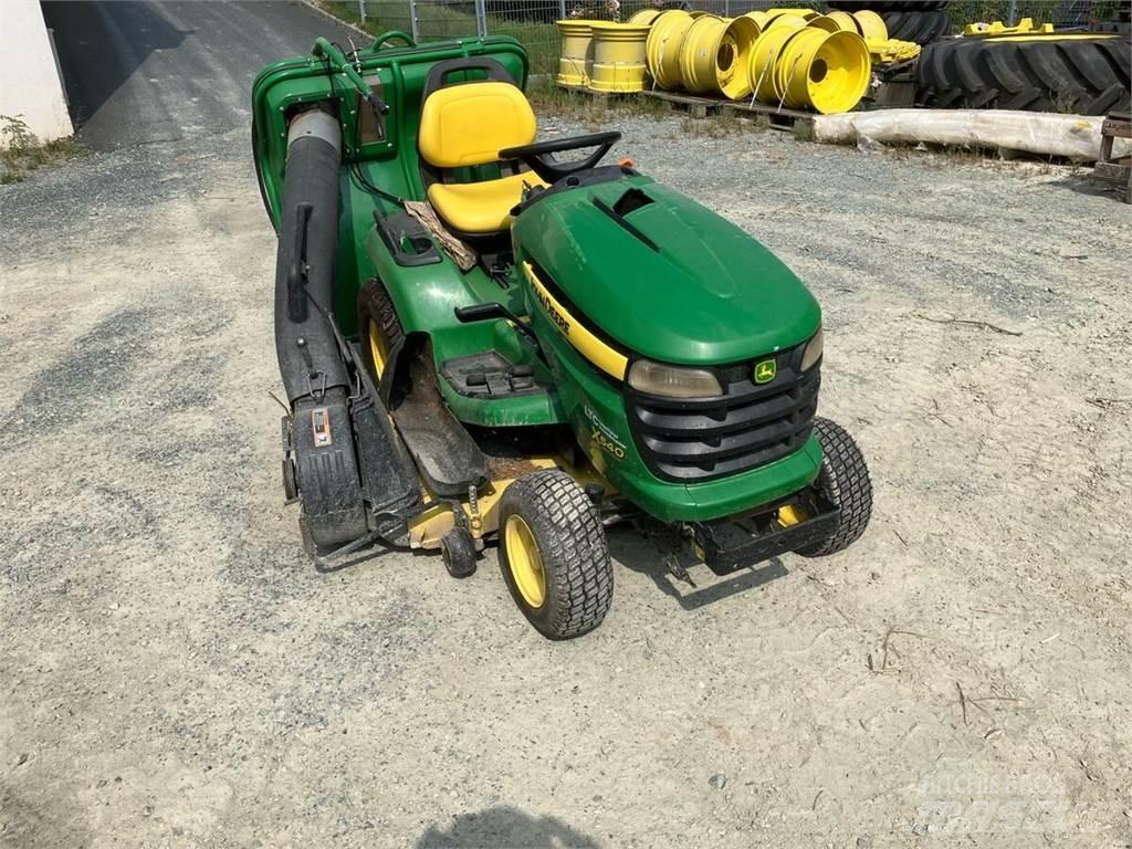 John Deere X540 Entretien du sol - Autres