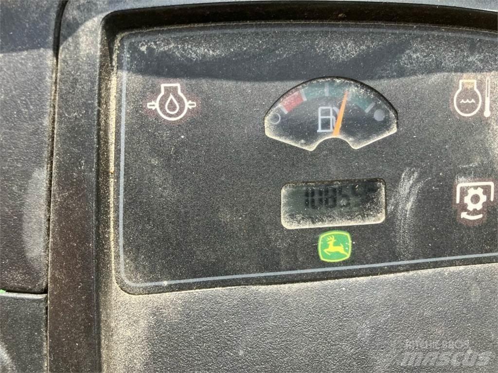 John Deere X540 Entretien du sol - Autres