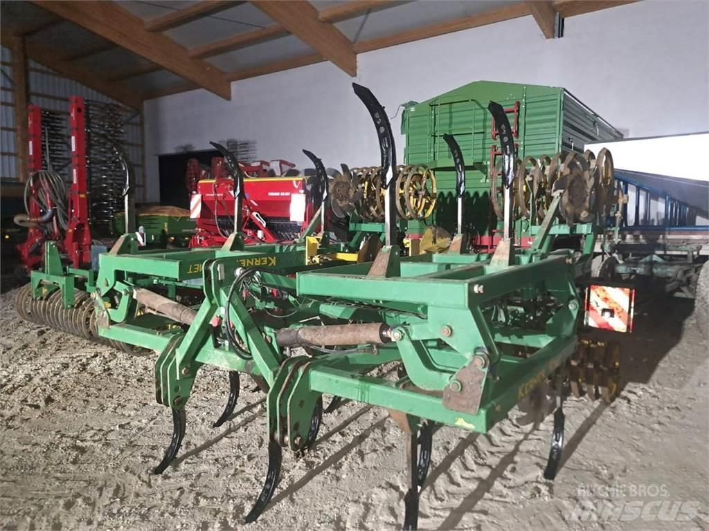 Kerner Komet K480 Déchaumeur, cultivateur