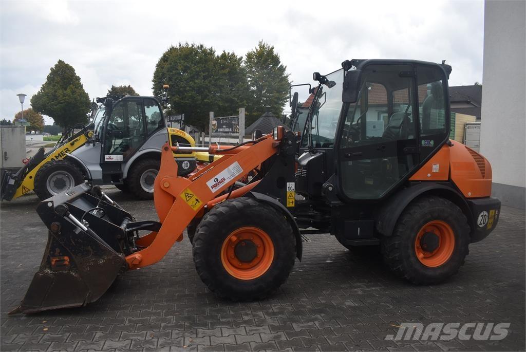 Komatsu WA70-7 Chargeuse sur pneus