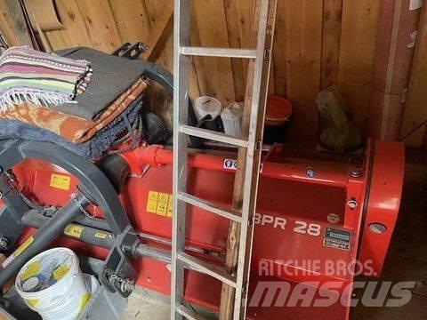 Kuhn BPR 28 Broyeur / Gyrobroyeur / Epareuse