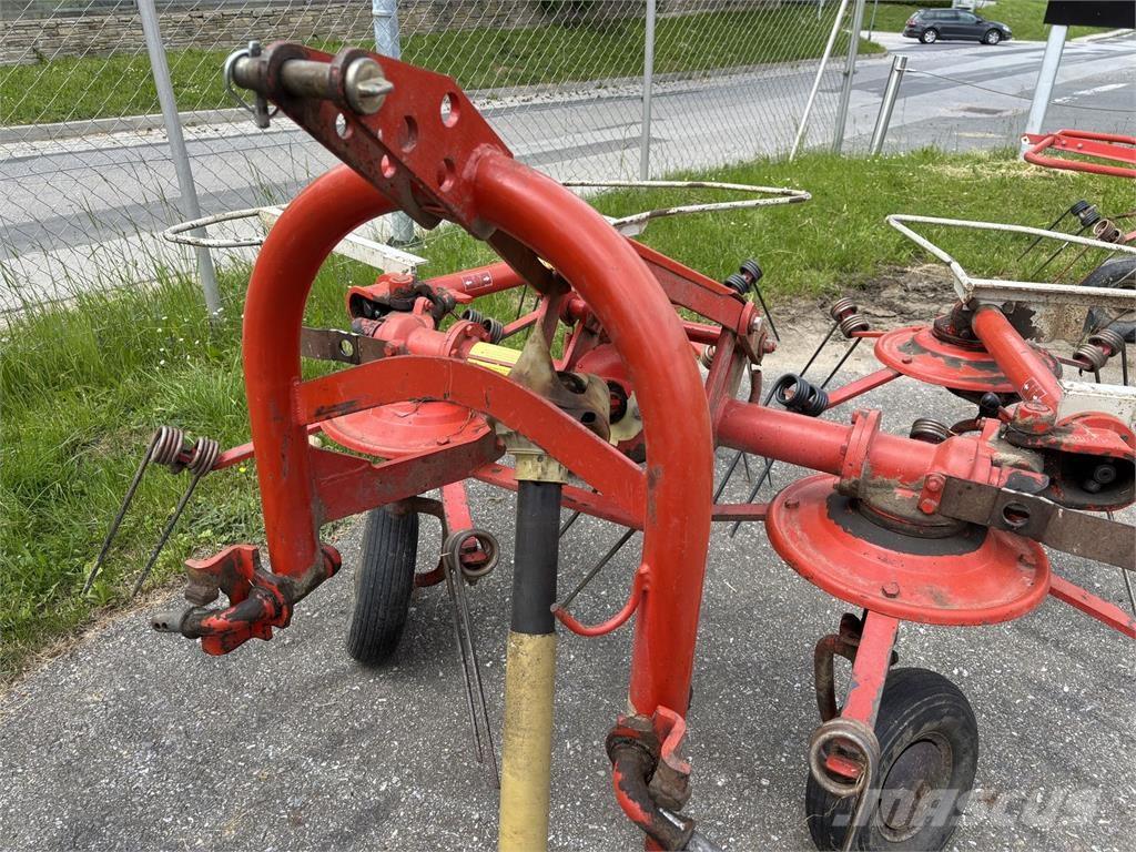 Kuhn GF 440 P Rateau faneur