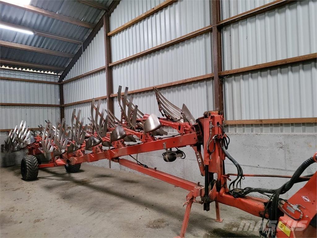 Kühne Manager 8 NSH Charrue non réversible