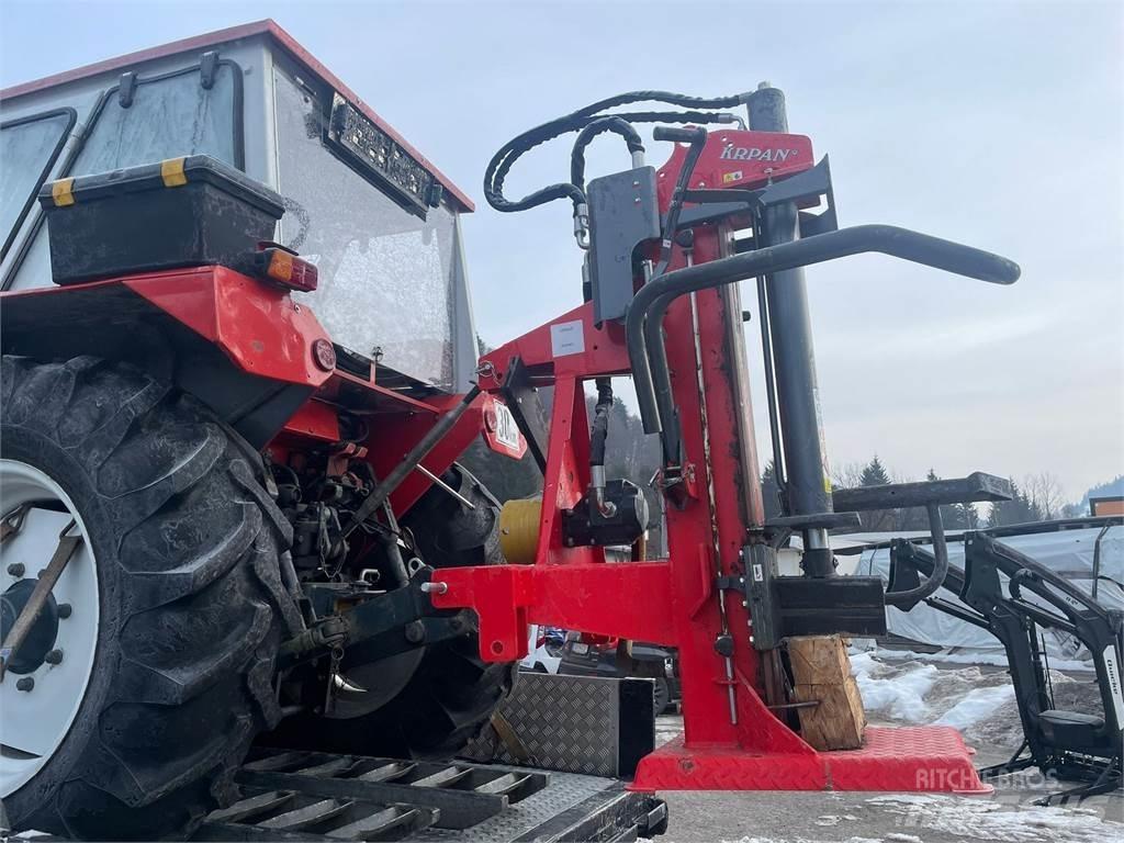 Lindner 1600 A Tracteur