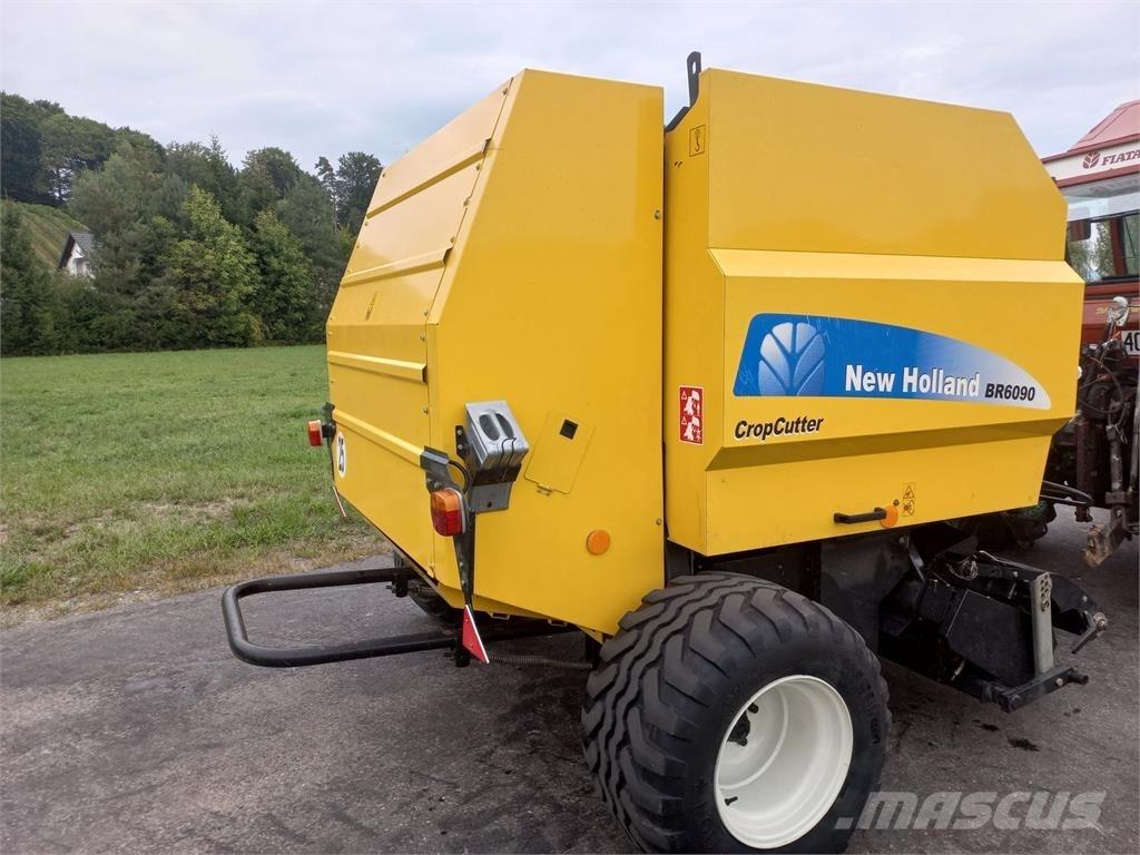 New Holland BR 6090 Presse à balle ronde