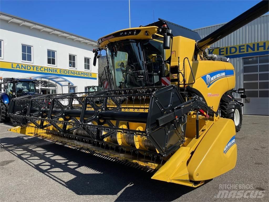 New Holland CX 7.90 Moissonneuse batteuse