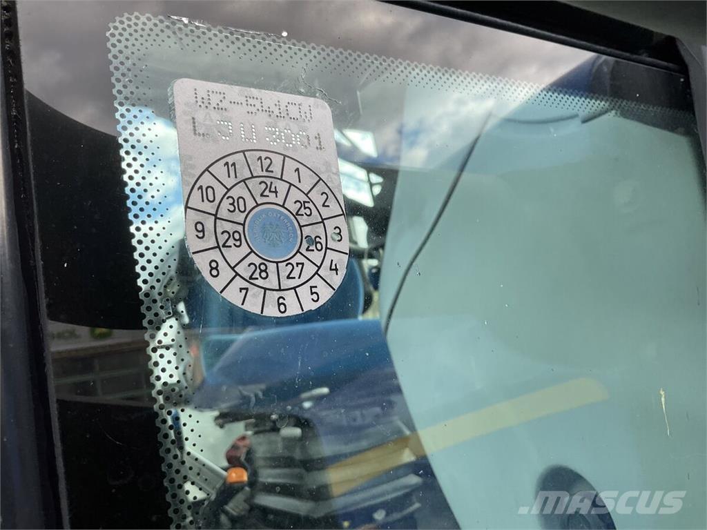 New Holland T 5030 Tracteur