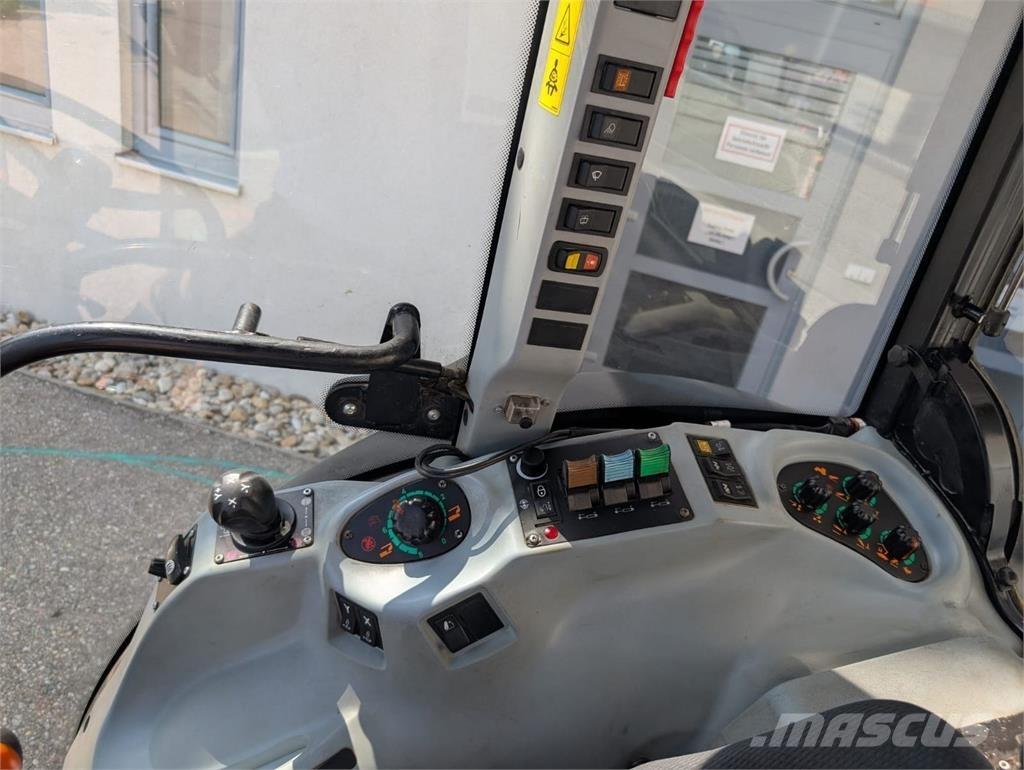 New Holland T4.90 F Tracteur