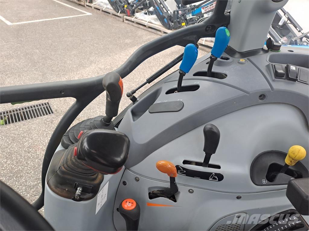 New Holland T5.75 Tracteur