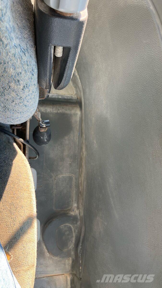 New Holland TL 80 Tracteur