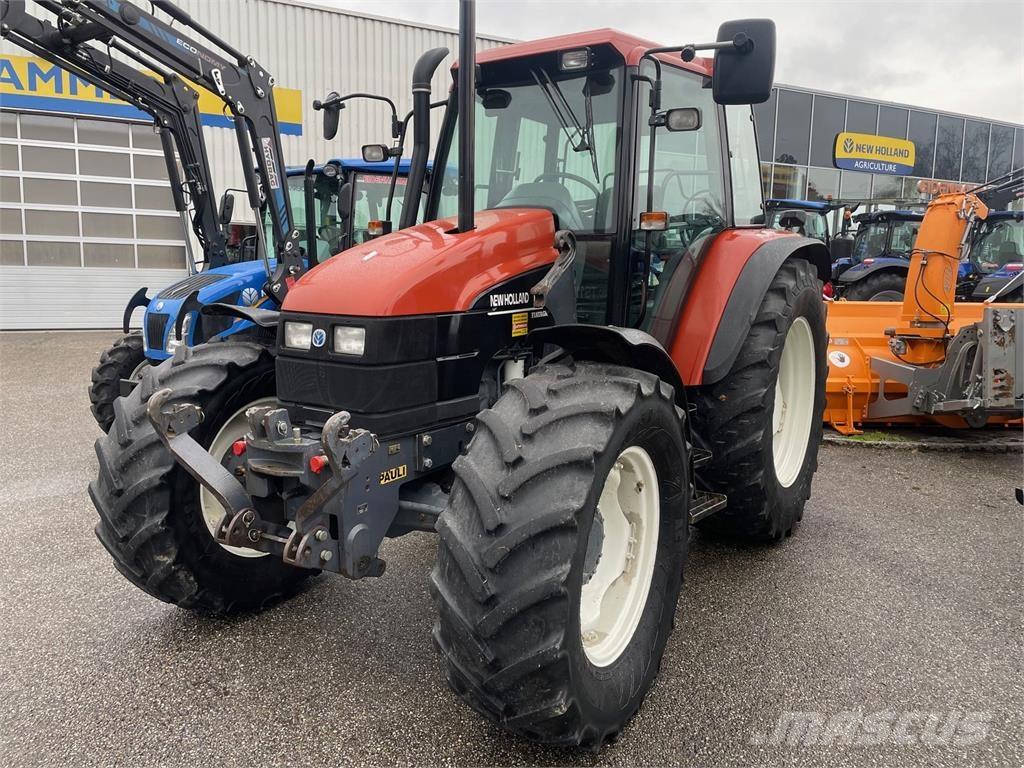 New Holland TS110 Tracteur