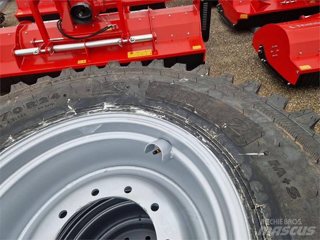Nokian TRI 2 Pneus, roues et jantes