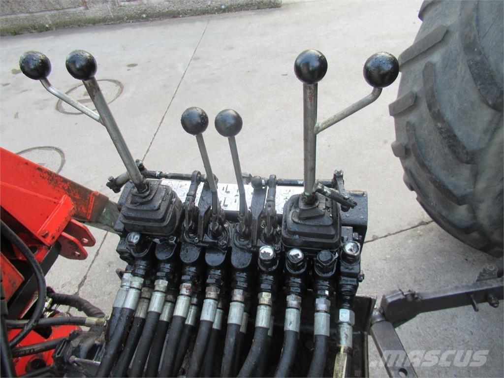 Patu 8T + 203T Remorque forestière avec grue