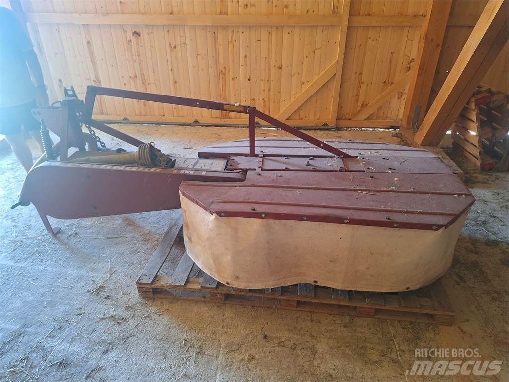 Pöttinger TM 145 Faucheuse