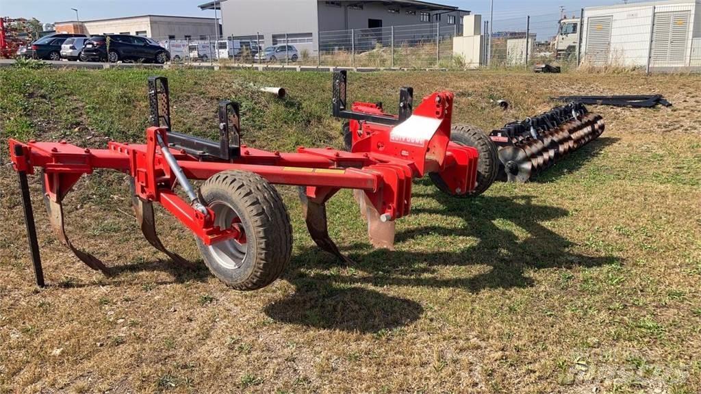 Quivogne SS08 Déchaumeur, cultivateur