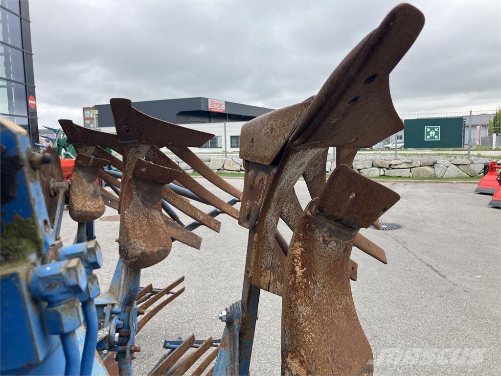 Rabe STAR 120 MXD Charrue non réversible