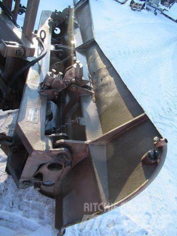  Schilcher 2704 Chasse neige