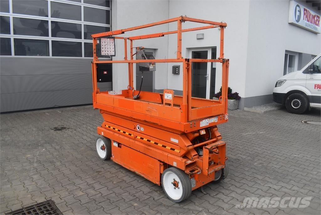 SkyJack SJ-III 3220 Nacelles articulées