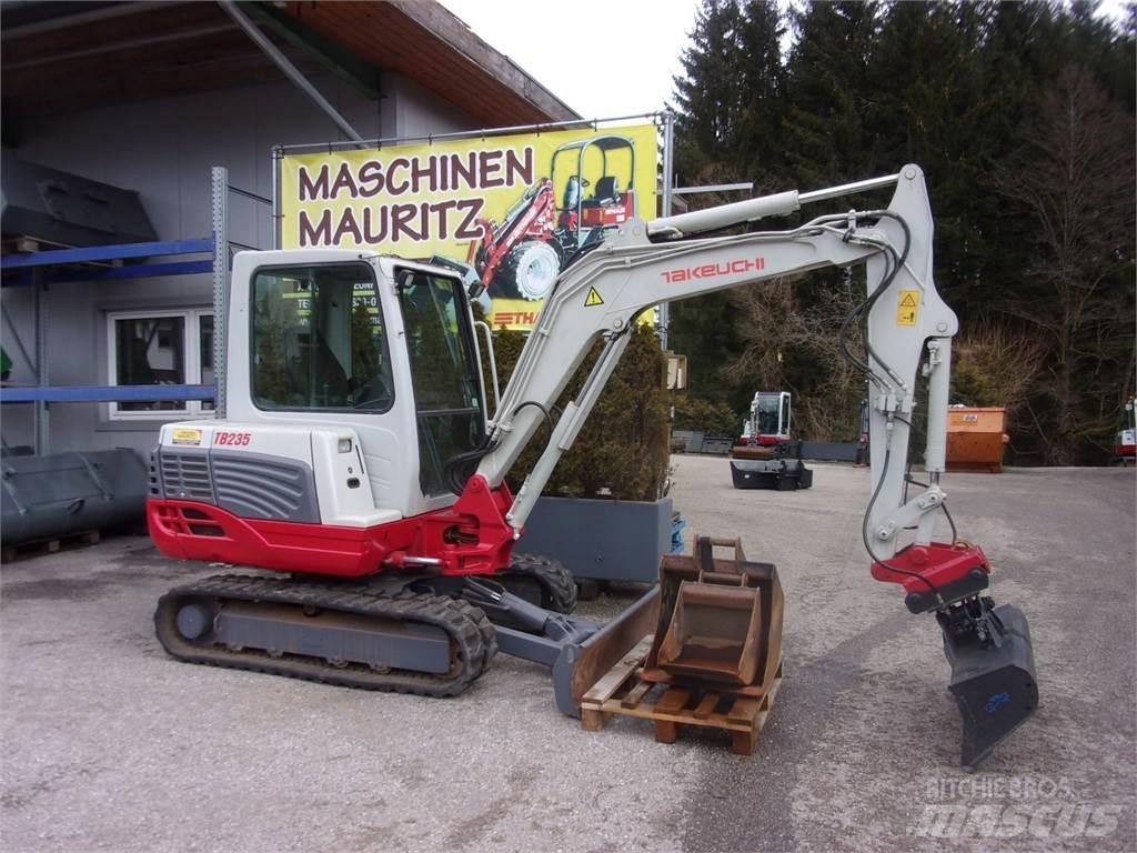 Takeuchi TB 235 Mini pelle < 7t