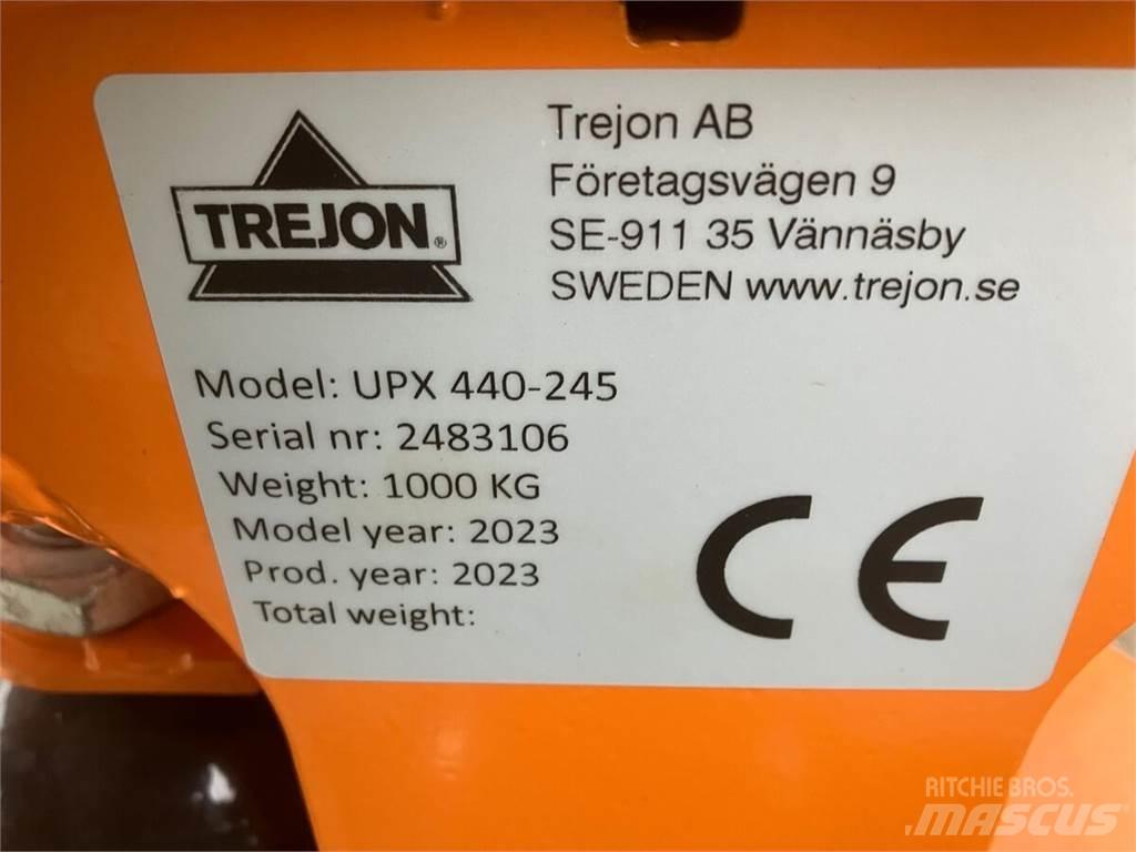 Trejon UPX 440-245 Autres équipements pour route et neige