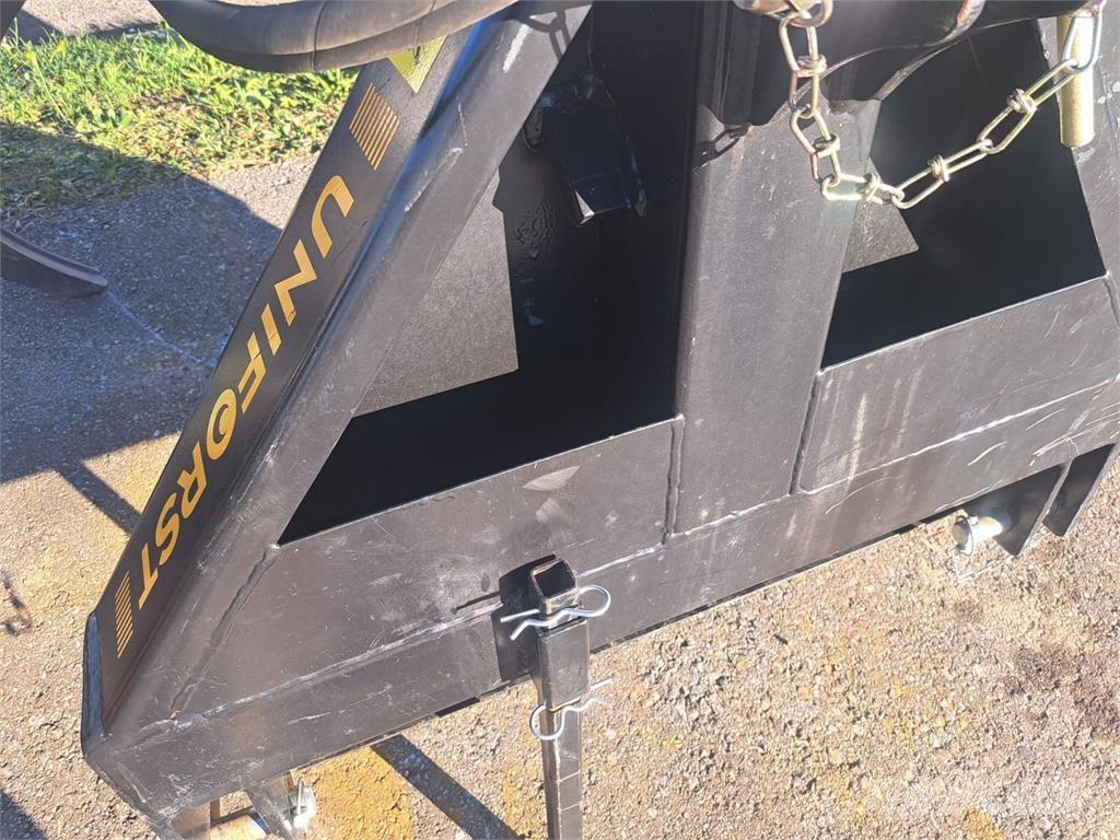  Uniforst 2200 Foresterie - Autres